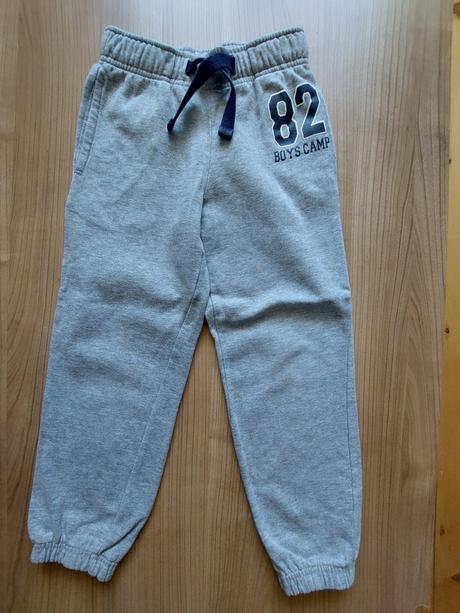 Tepláky, lupilu,110