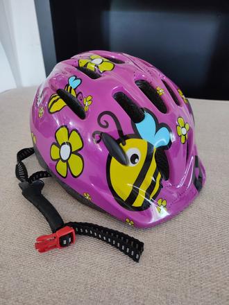 Cyklistická prilba, s