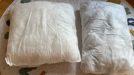 2 vankúšové výplne, 2 obliečky, 