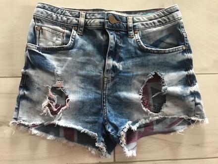 Šortky, bershka,xs