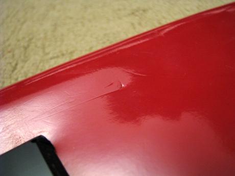 Čierno-červená lakovaná kabelka,