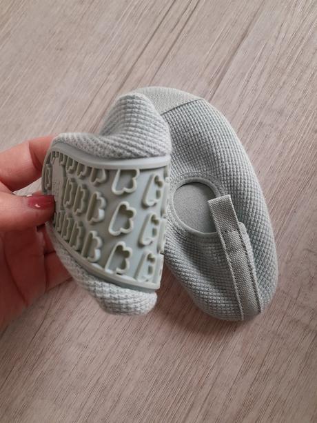 Papučky, capačky, reserved,21