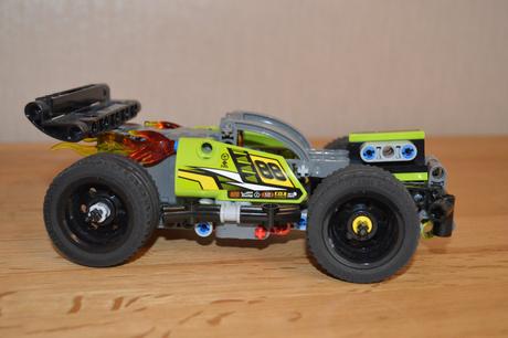 42072 lego technic - zelené pretekárske auto, 