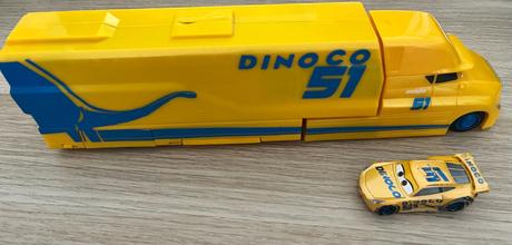 Mattel cars 3 transportér dinoco,