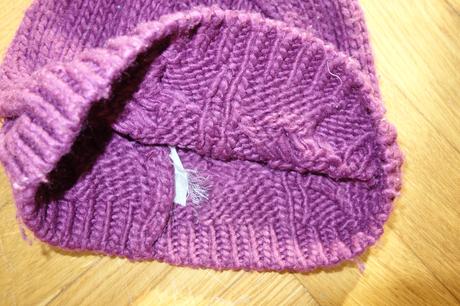 Pletená čiapka s bombrlcom, 