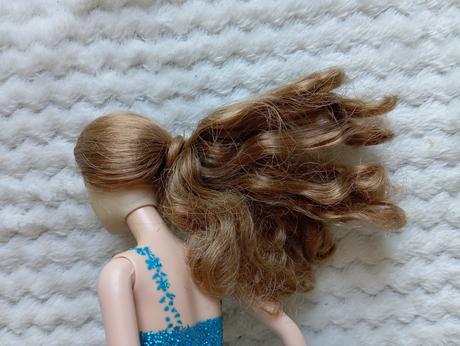 Barbie sleeping beauty 2005,