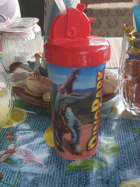 Premieňací pohár/hrnček s dinosaurom,