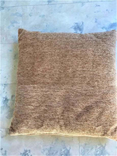 Dekoračný hustý vankúš, 