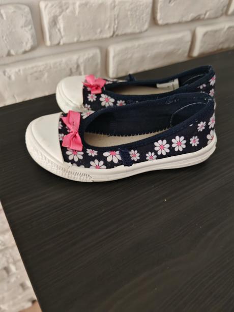 Papucky,balerínky top stav vd 14,2 cm, 26