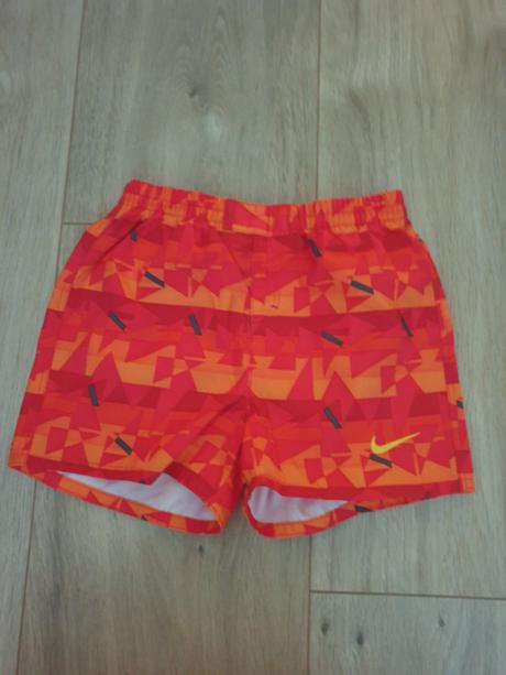 Kratase nike, nike,74