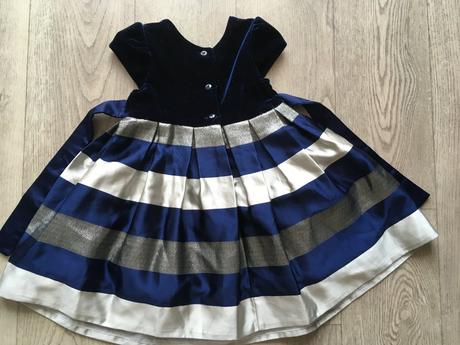 Dievčenské šatočky, 98