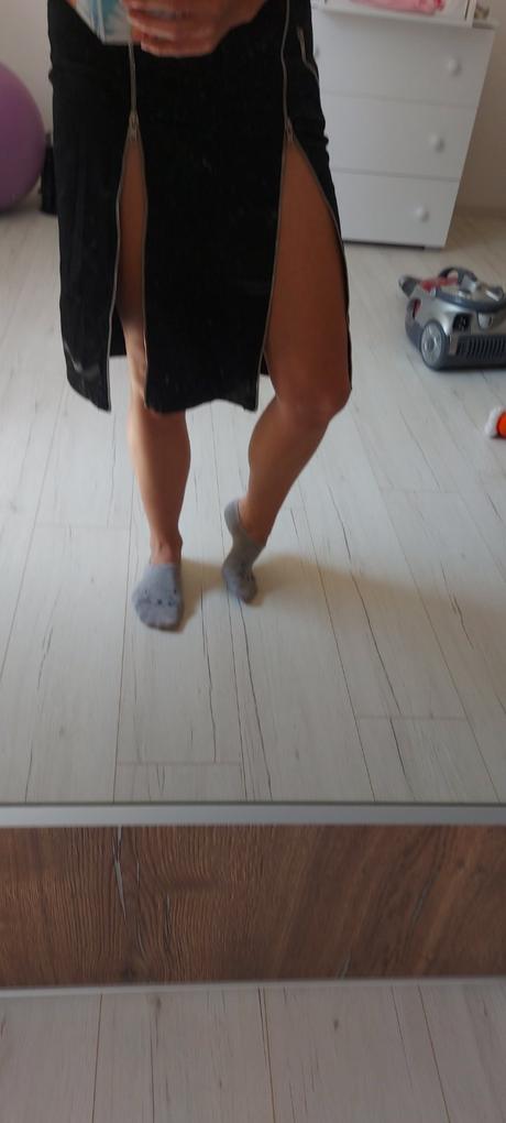 Sexi saténová sukňa so zipsami, s