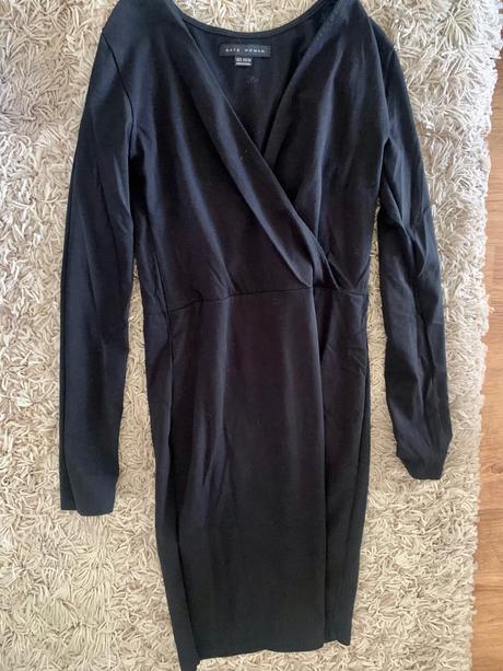 Dámske oblečenie, s