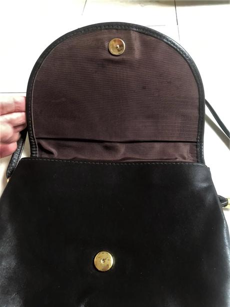 Kožená taška na plece, 