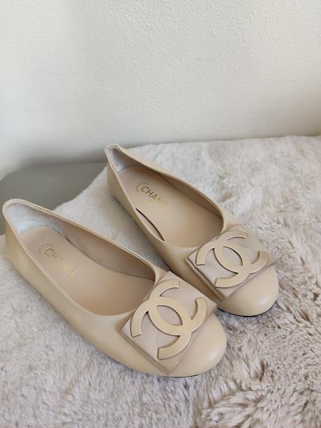 Dámske kožené balerínky, 39