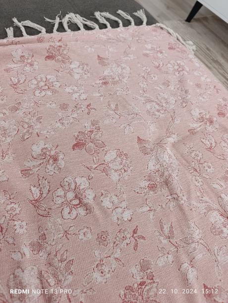 Krásne kvietkované deky, 