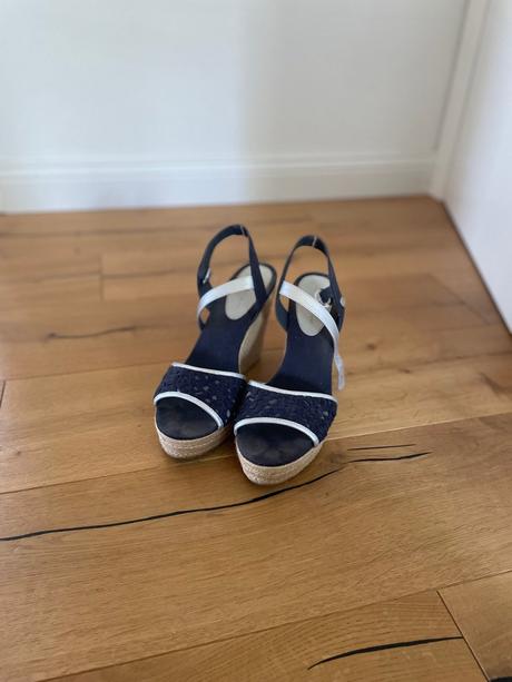 Dámske sandále tommy hilfiger  velkost  41, tommy hilfiger,41