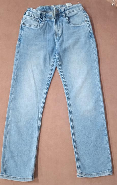 Chlapčenské rifle, c&a,152