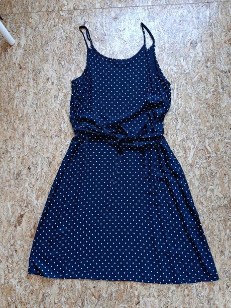 Dámske letné šaty, m