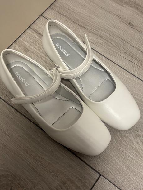 Biele balerínky, deichmann,35