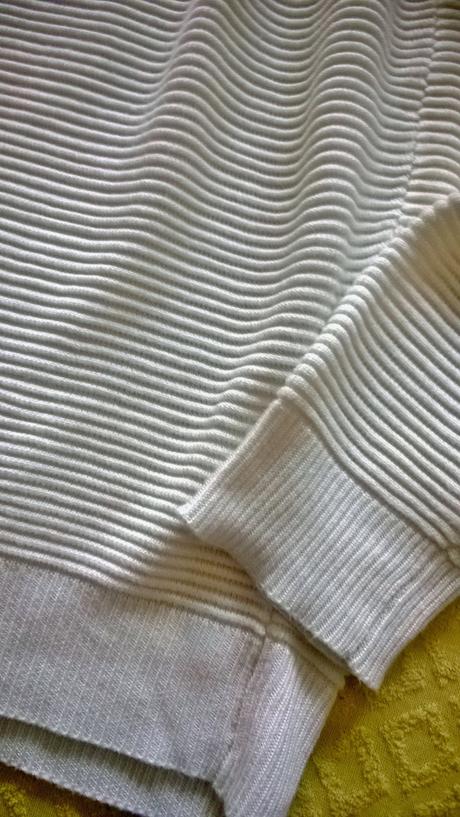 Svetrik s velkym rolakom  36/38 - s/m, s