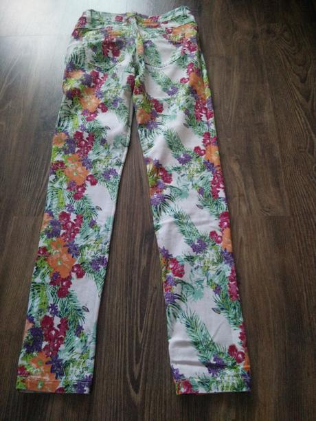 Dámske letné nohavice, s