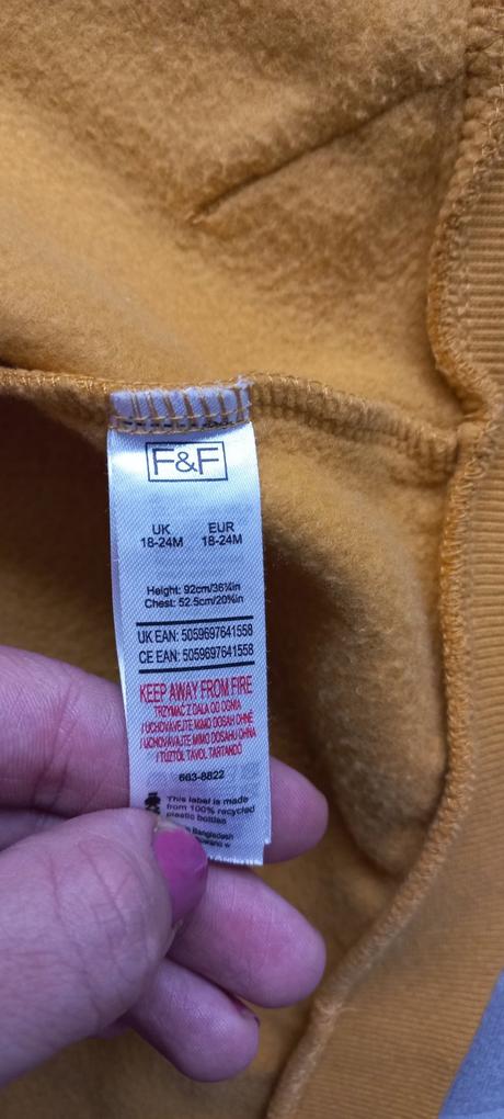 Mikina s kapucnou, f&f,92