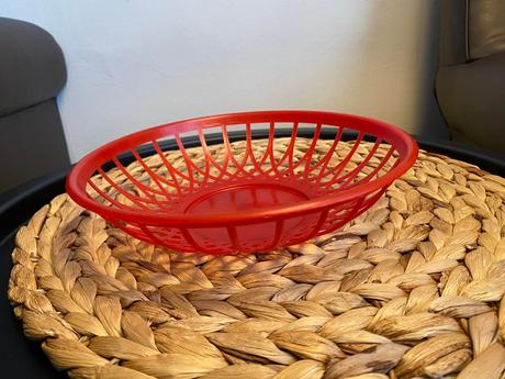 Retro plastový košík - červený, 