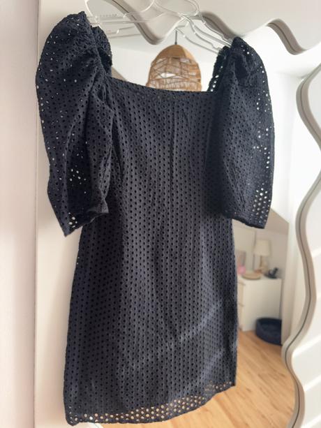 Šaty s výšivkou h&m 34/36/38, h&m,34 / 36 / 38