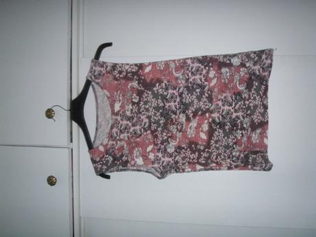 Velmi lacné tričká, 164