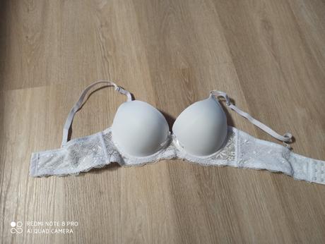 Dámska biela podprsenka, 90b