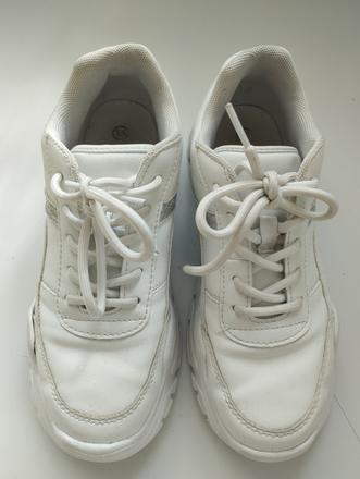 Biele botasky značka venice, 35