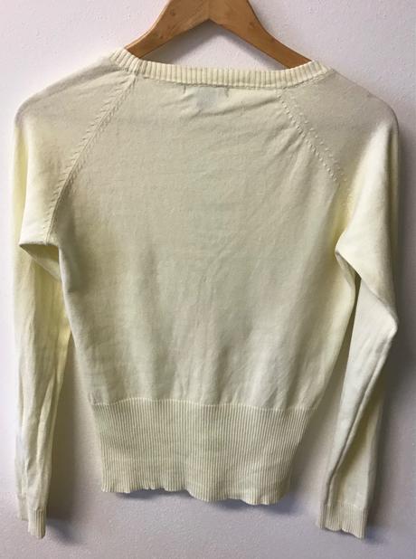 Svetložltý sveter veľ. m/l, mango,m