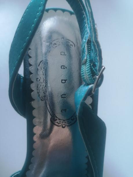 Sandále début č. 36, 36