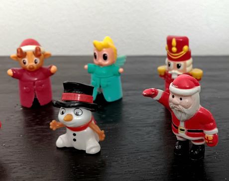 Kinder vianočné figúrky, 