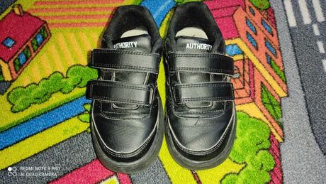 Tenisky, authority,29