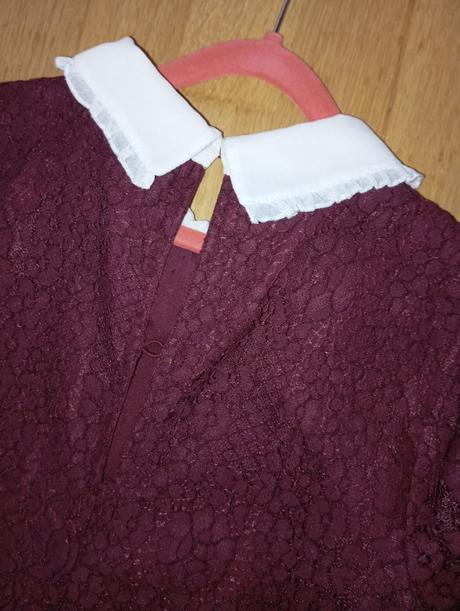 Nádherné čipkované šaty, river island,146