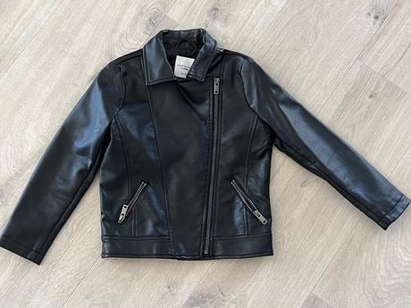 Kozenkova bunda, sinsay,122