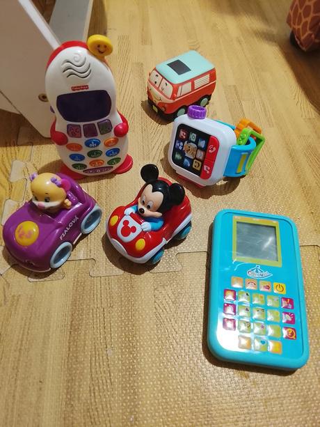 Detské hračky zo zvukom, 