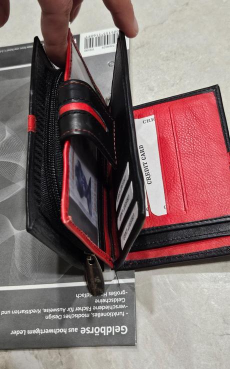 Kožená peňaženka,