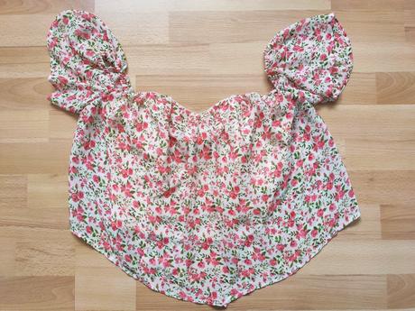 Kvetinový crop top, s