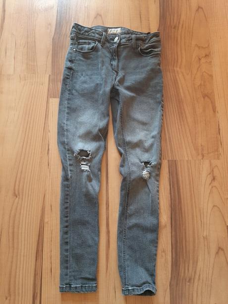 Dievcenske rifle, next,152