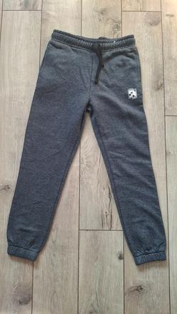 Nové teplaky 152 velkost, f&f,152