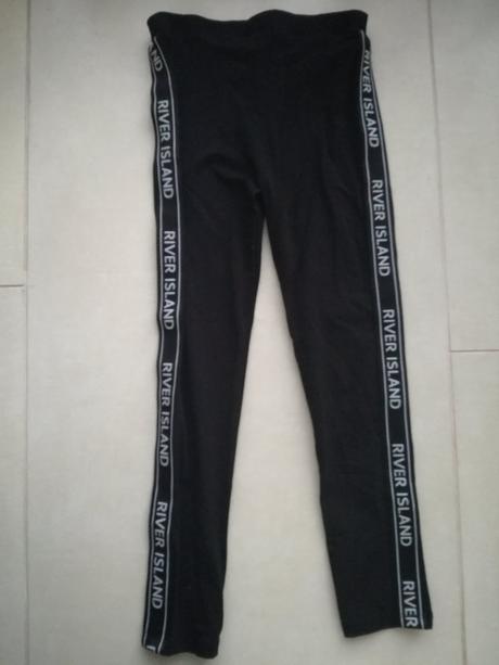 Leginy, river island,122