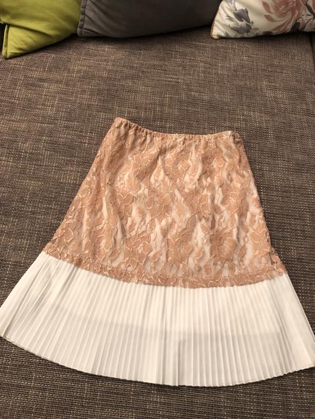 Elegantná krajkovo-plisovana sukňa, xs-s, s