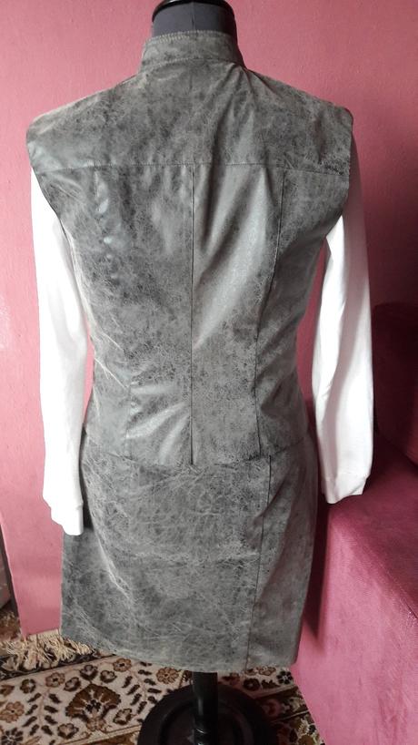 Komplet vesta + sukňa, 36 / 38 / 40 / 42