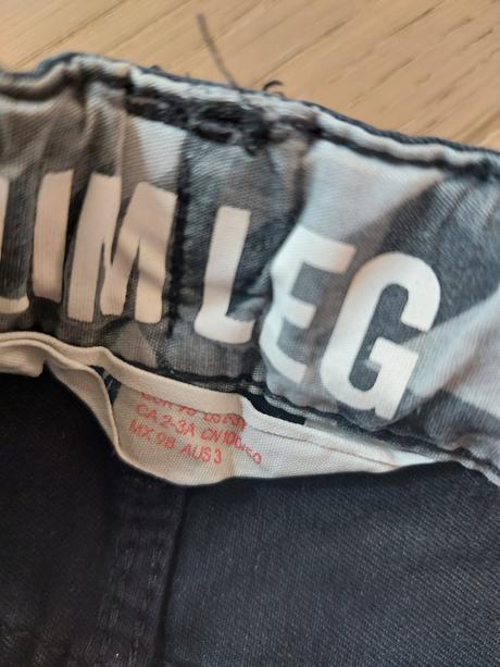 Čierne slim rifle s reguláciou v páse- h&m, h&m,98