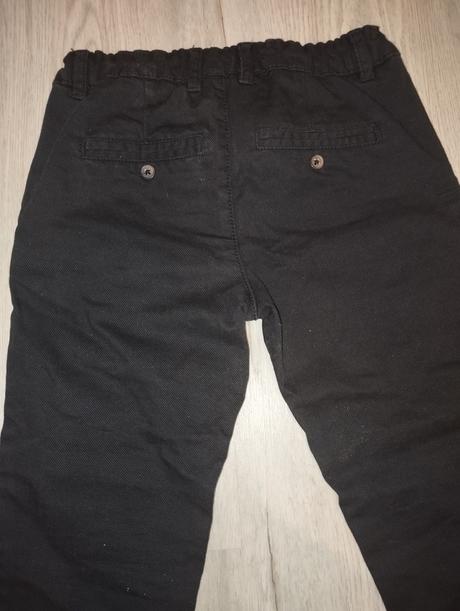 Nohavice, reserved,122