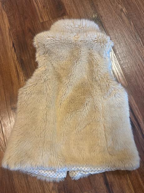 Huňatá vesta zara, zara,128