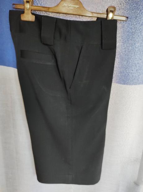 Elegantné bermudy, amisu,m